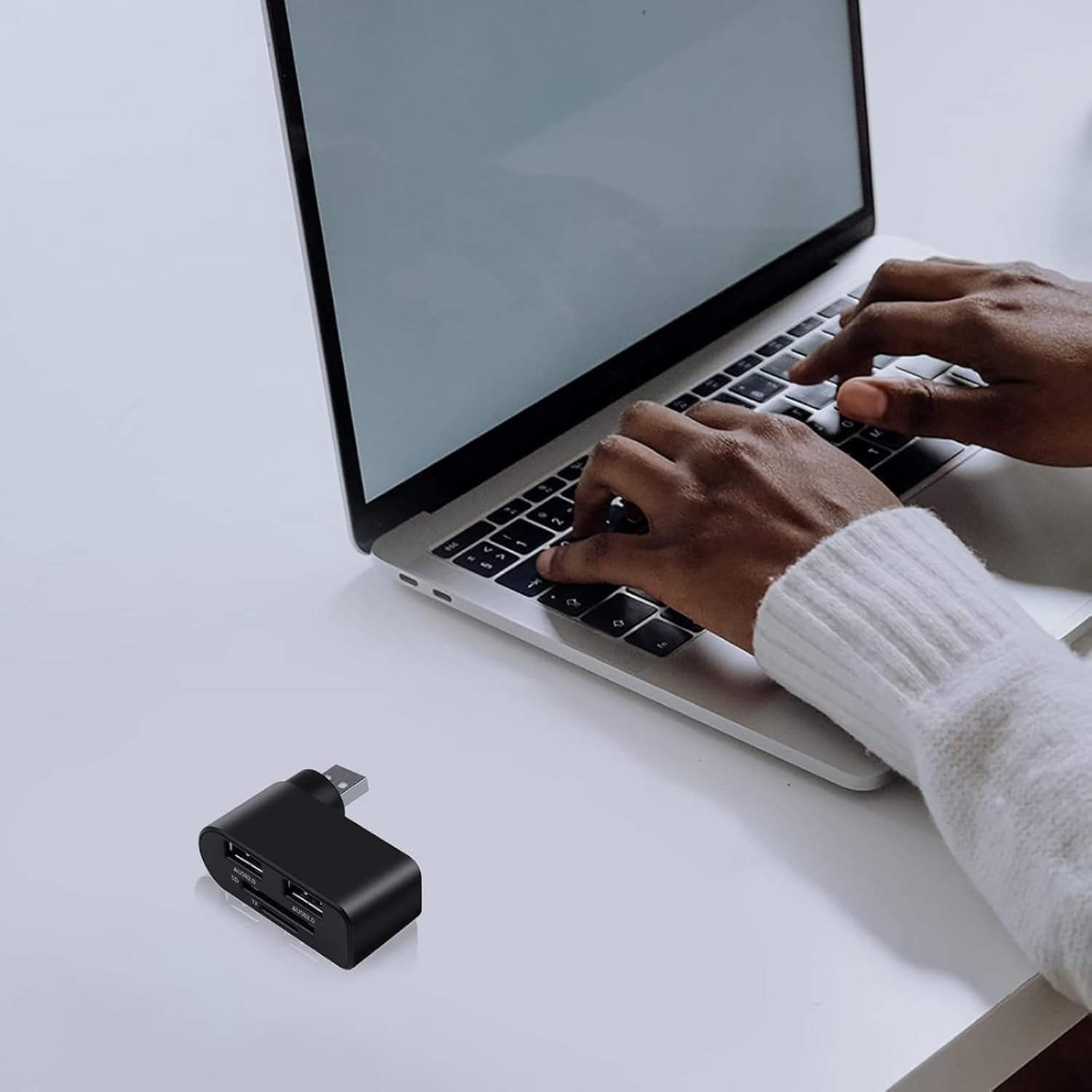 4 in 1 Rotatable USB Hub, 4 in 1 USB 2.0 Hub Docking Station, 1 Usb2.0 480Mbps Rotatable Splitter Card Fast Reader, for Laptop Notebook USB Hub Adapter Computer Accessories and Peripherals